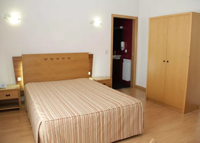 Chale Hotel Paredes (Porto)